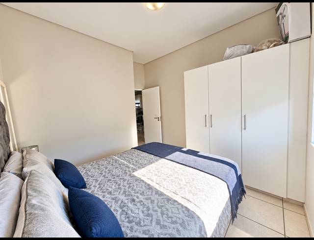 2 BEDROOM APARTMENT TO LET IN BALLITO CENTRAL